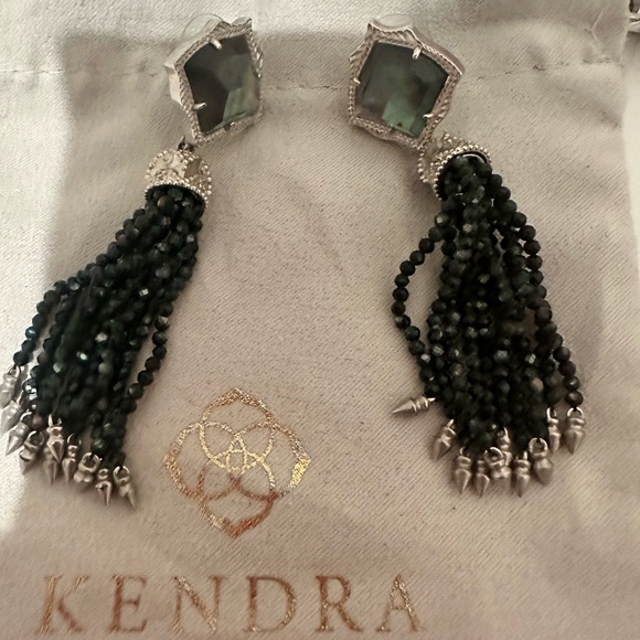 Kendra Scott Misha Tassel Earrings Black Mother of Pearl and Silver Tone Metal - Picture 3 of 7